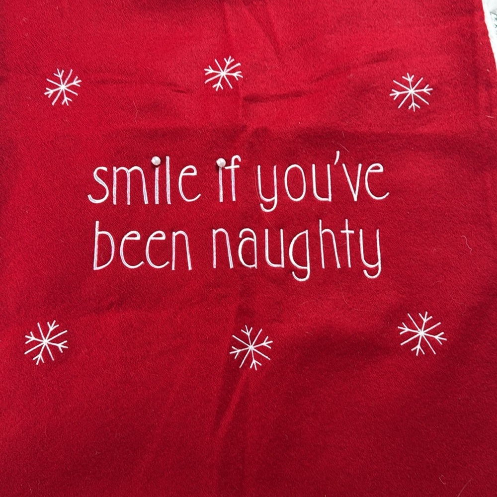 Extra Large Felt Drawstring Christmas/Holiday Sack-28.5x20 - Picture 4 of 4